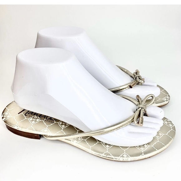 Nanette Lepore Melanie Flip Flops Sandals 7.5M Gold Metallic Leather Elegant - Picture 4 of 9